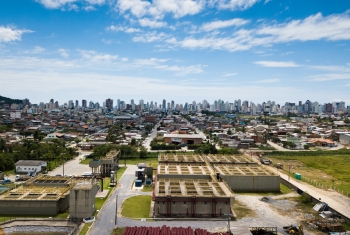 MAIS 1,5 MIL PESSOAS SÃO BENEFICIADAS COM O TRATAMENTO DE ESGOTO 